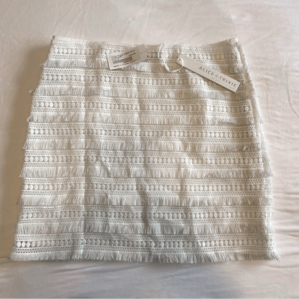 Alice & Trixie Whire Fringe Arden Skirt NWT